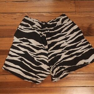 H&M Linen-Blend Shorts